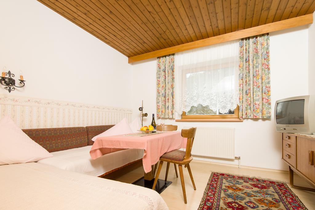 שארניץ Gaestehaus Helga חדר תמונה